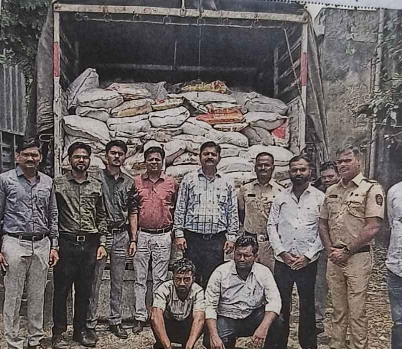 एक्सपायरी डेट के 'जहर' से बची थालियां: भिवंडी में 9 टन सड़ा आटा जब्त, गुजरात भेजने की थी तैयारी