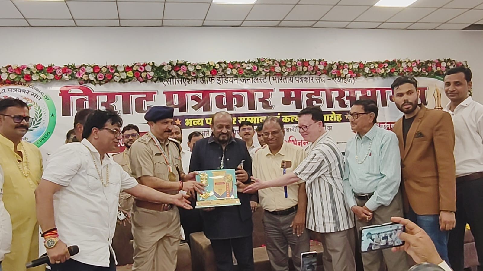 *मध्यप्रदेश के जोबट में उमड़ा पत्रकारों का महासागर*