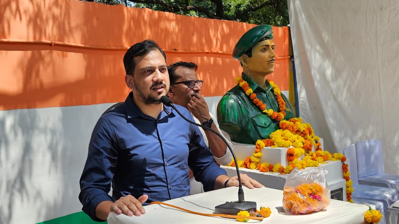 परमवीर चक्र विजेता शहीद वीर अब्दुल हमीद, 1965 की जंग के हीरो का 60वाँ शहीदी दिवस शानदार तरीके से मनाया गया और शहीद को खिराज-ए-अकीदत पेश की गई।