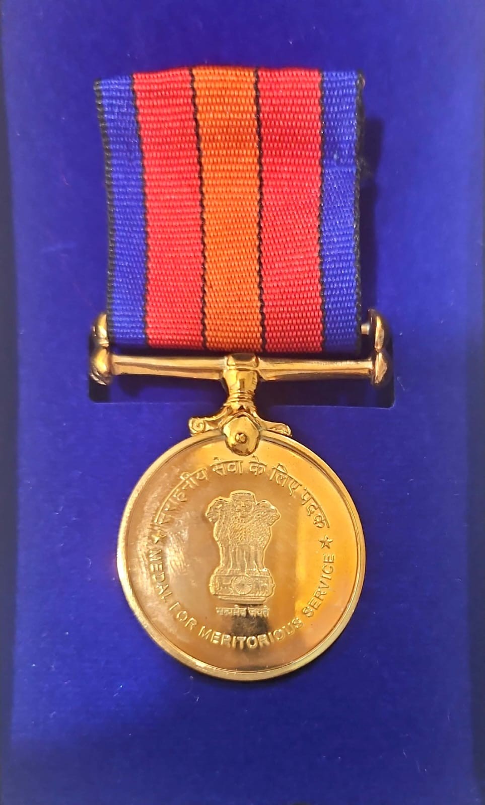 डी.एन. नगर के वरिष्ठ पुलिस निरीक्षक सचिन गवस को ‘अति उत्कृष्ट सेवा पदक’ से सम्मानित