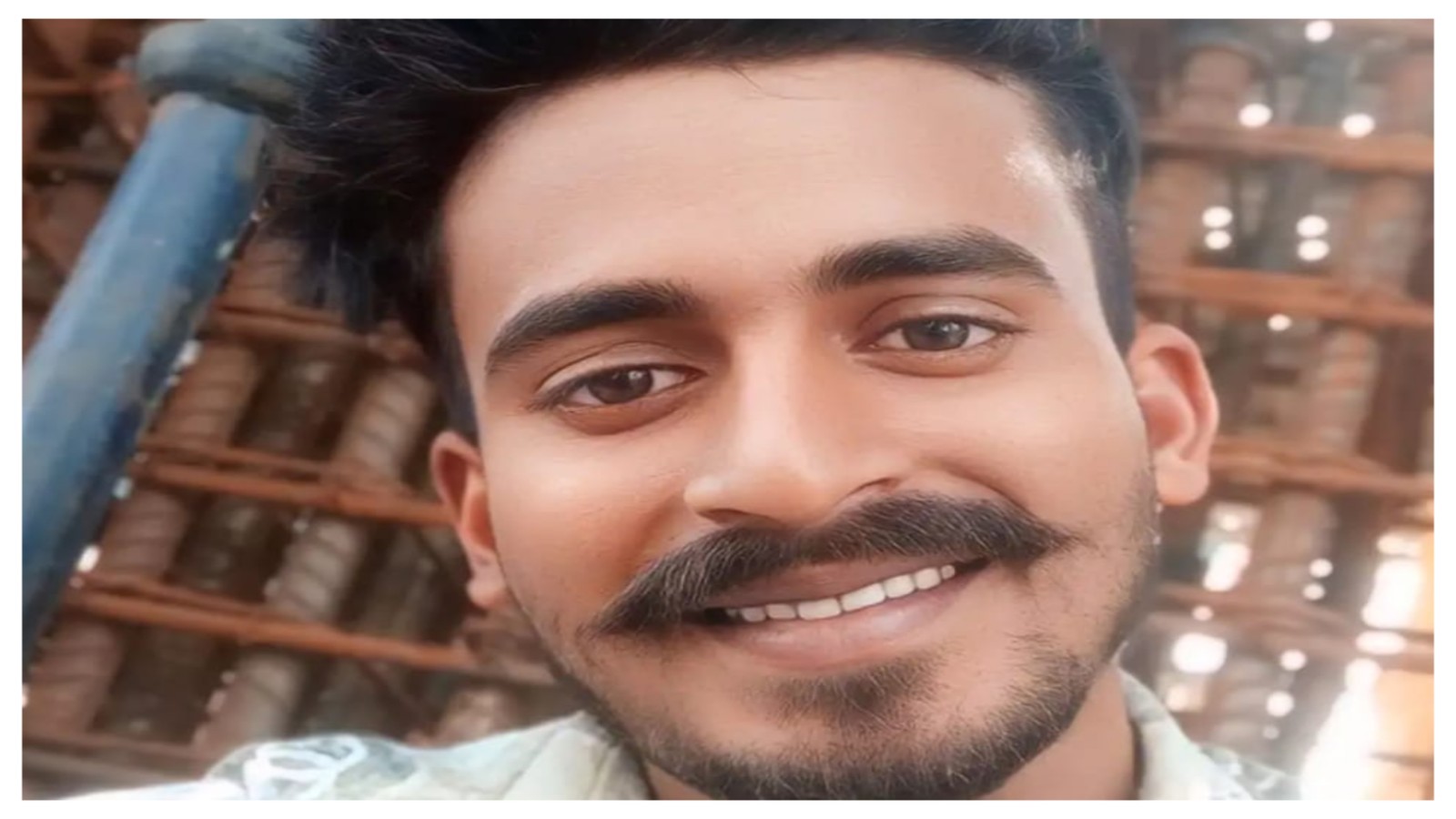 रेलवे ट्रैक के किनारे मिला 19 वर्षीय युवक का शव, हत्या की आशंका से मचा हड़कंप