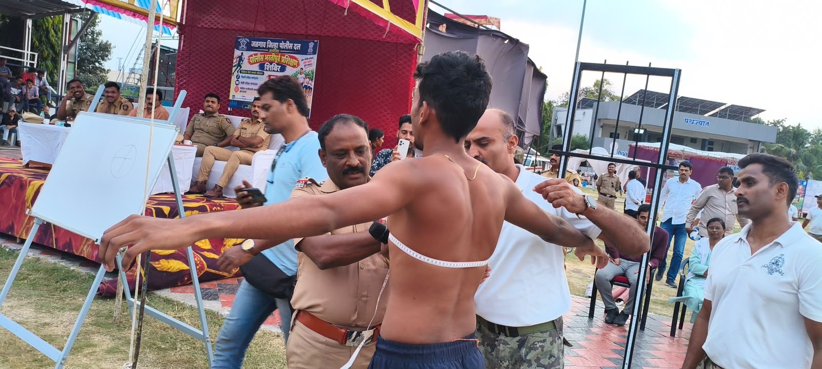 जलगांव जिला पुलिस बल द्वारा 'पुलिस भर्ती पूर्व प्रशिक्षण शिविर' का आयोजन, भुसावल में उत्स्फूर्त प्रतिसाद; 600 से अधिक विद्यार्थी उपस्थित