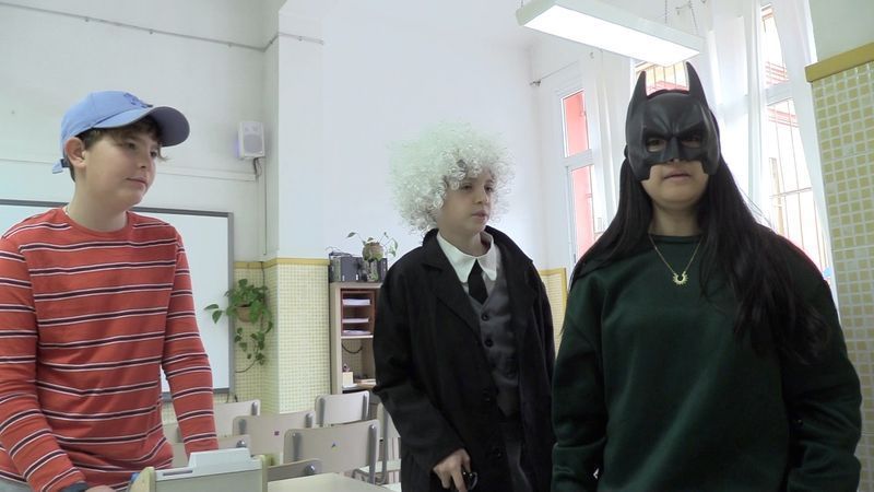 Una mentida meravellosa 3