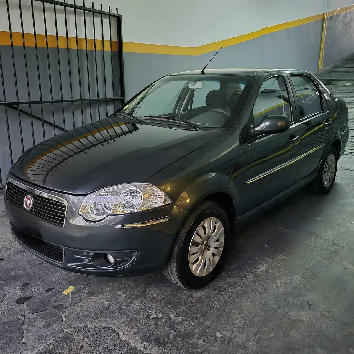 Fiat Siena 1.4 Attractive C/alarma Rstii 2011