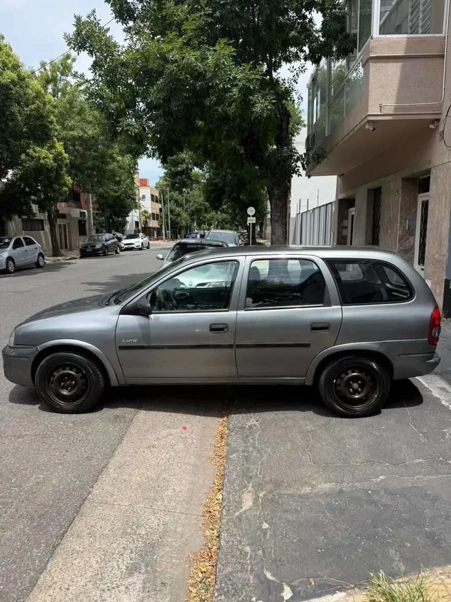 Chevrolet Corsa 1.4 Wagon Classic Life 2009