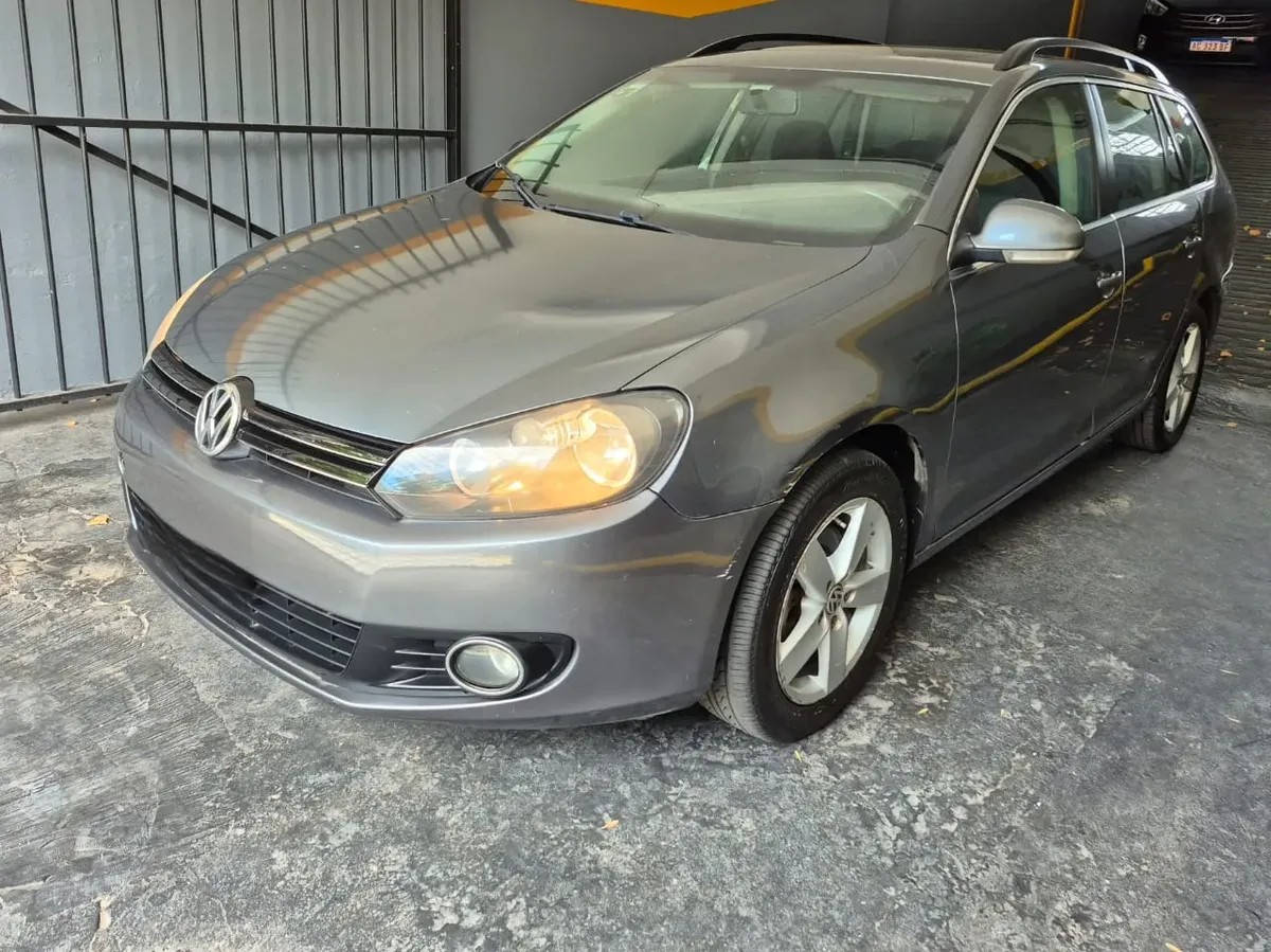 Volkswagen Vento Variant 2.5 Advance 170cv 2012
