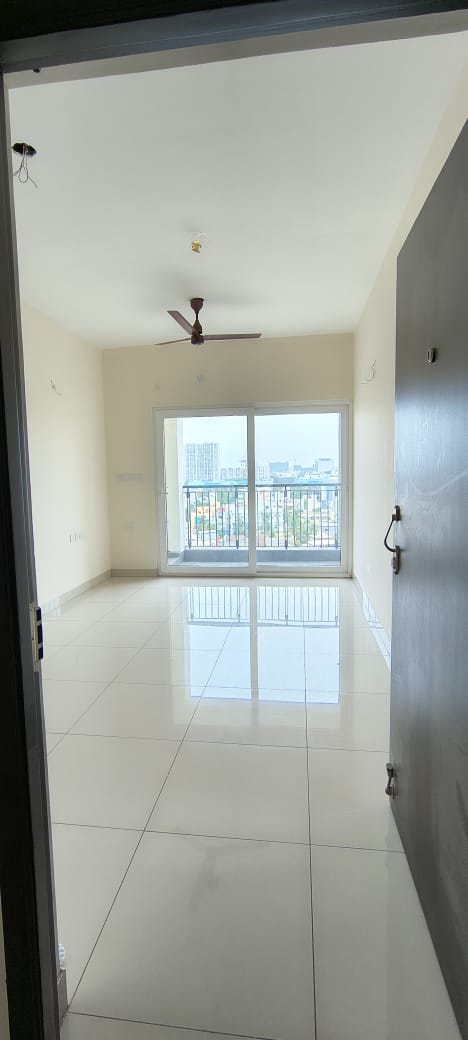 Flat for rent in Navalur