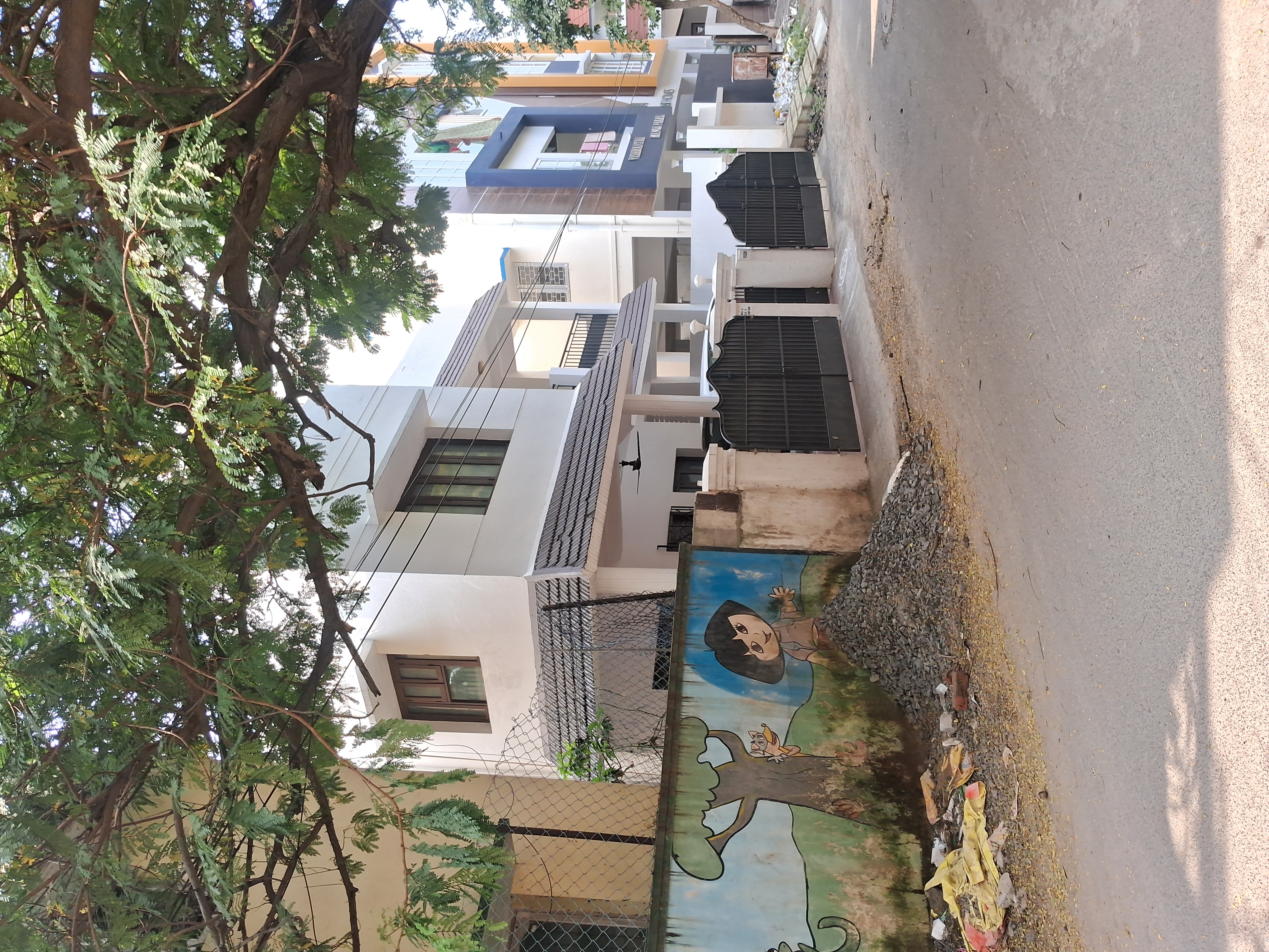 Villa for sale in Virugambakkam