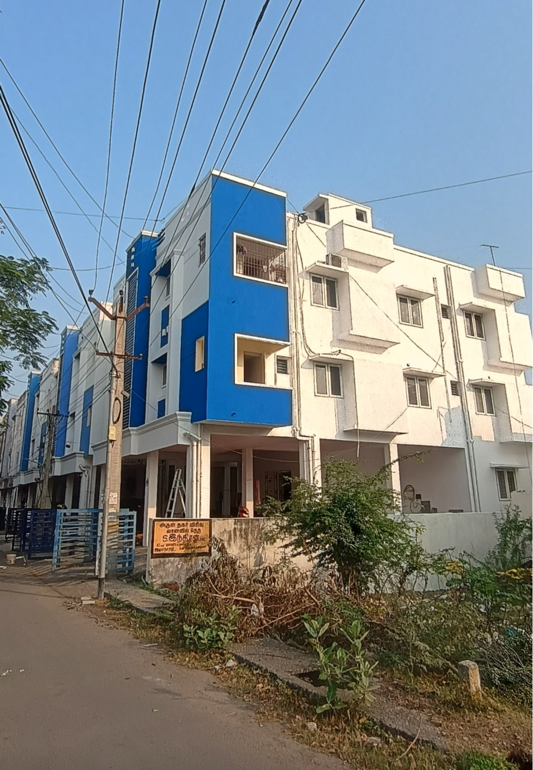 2bhk flat at 55 lacs in Irumbuliyur