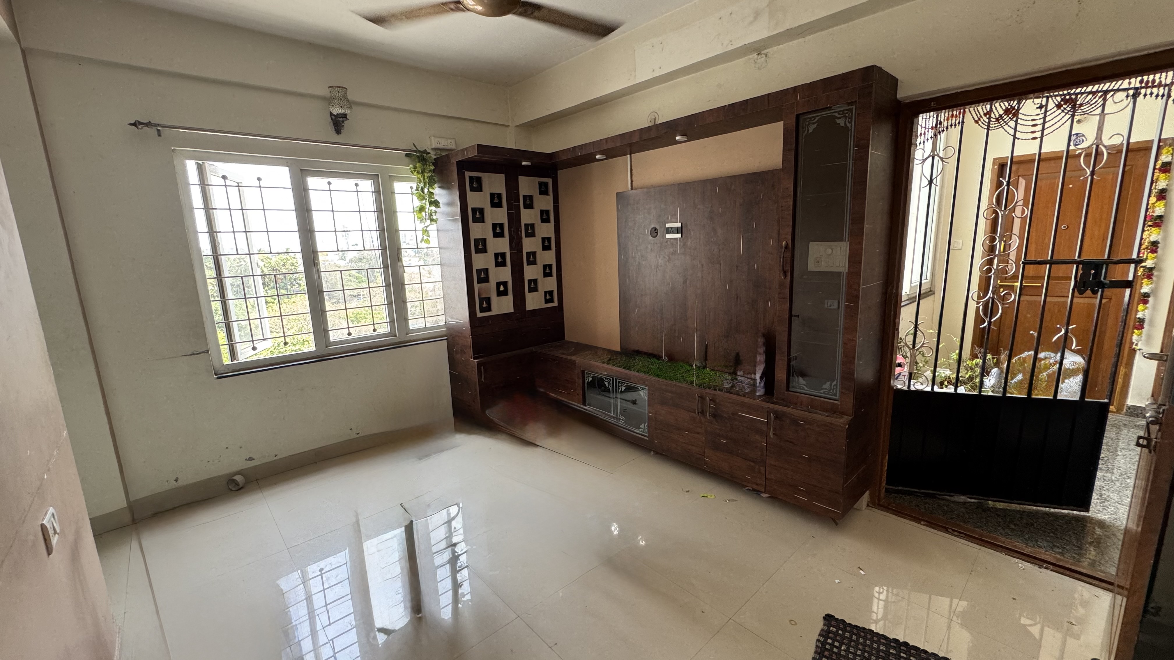 Flats for rent in Sholinganallur, OMR | TNHB Flats