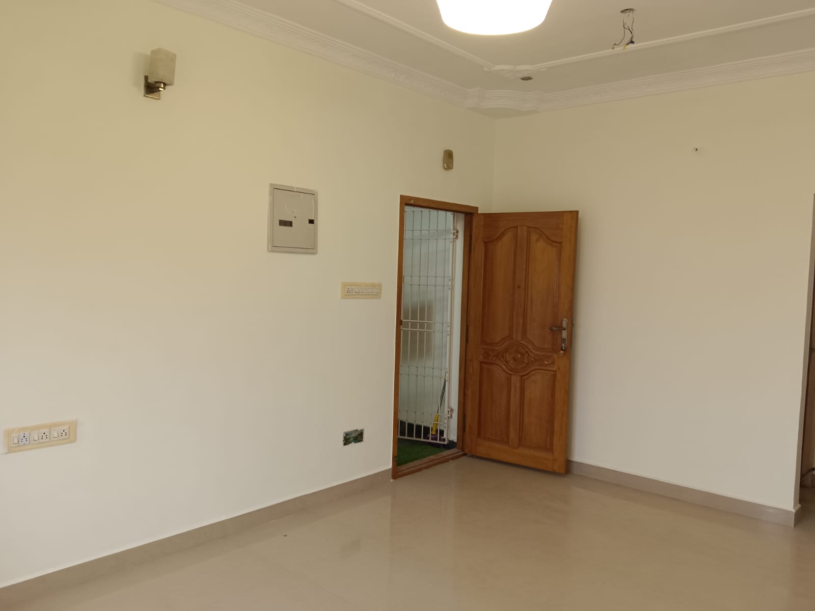 2bhk flats for rent in Kolathur