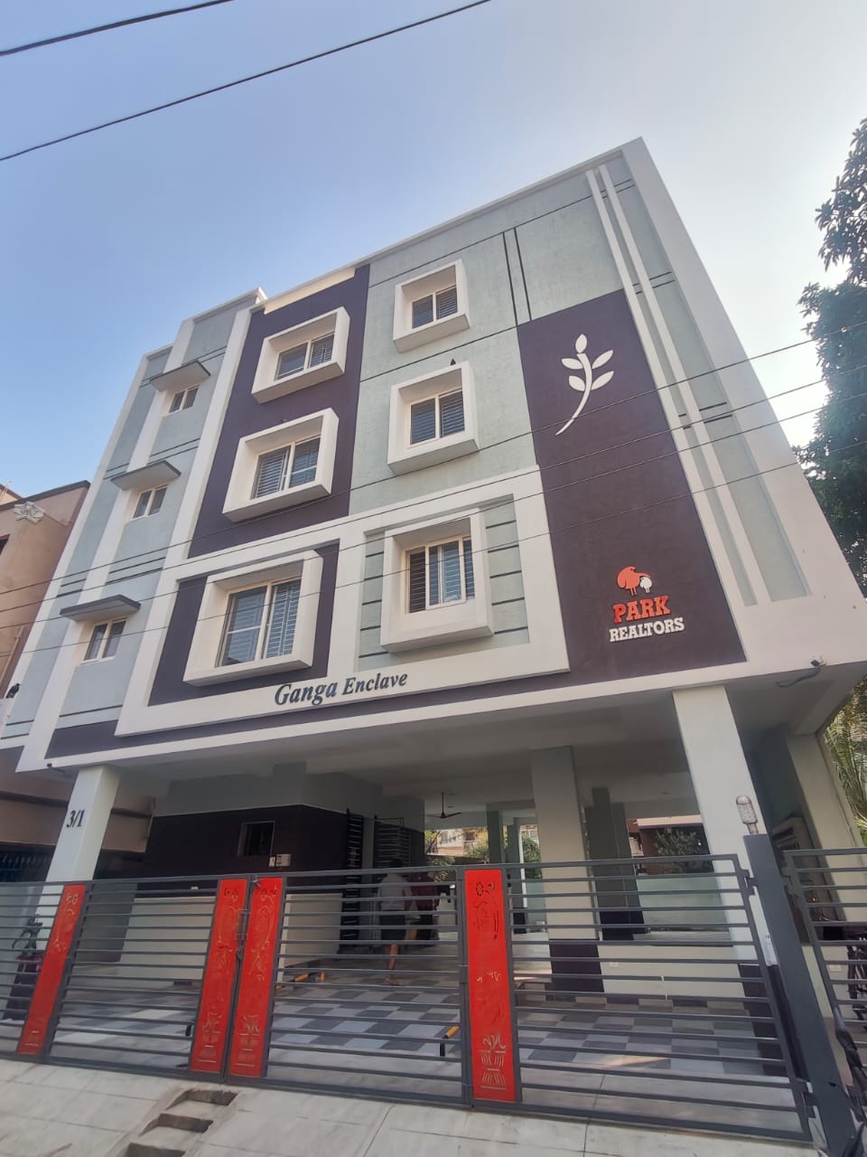 Ready to move 2bhk flats for sale in Saligramam