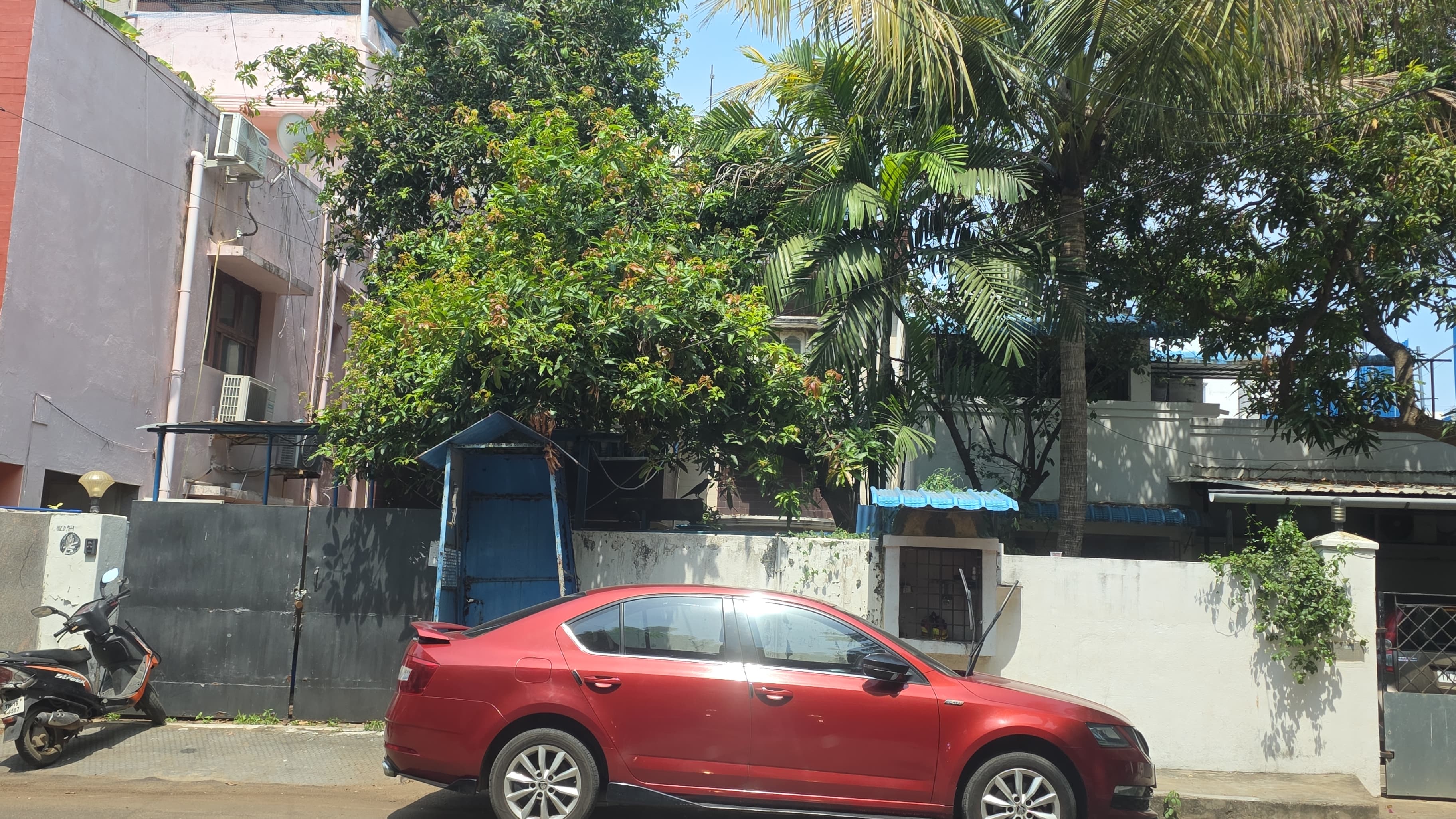 plot-for-sale-in-besant nagar