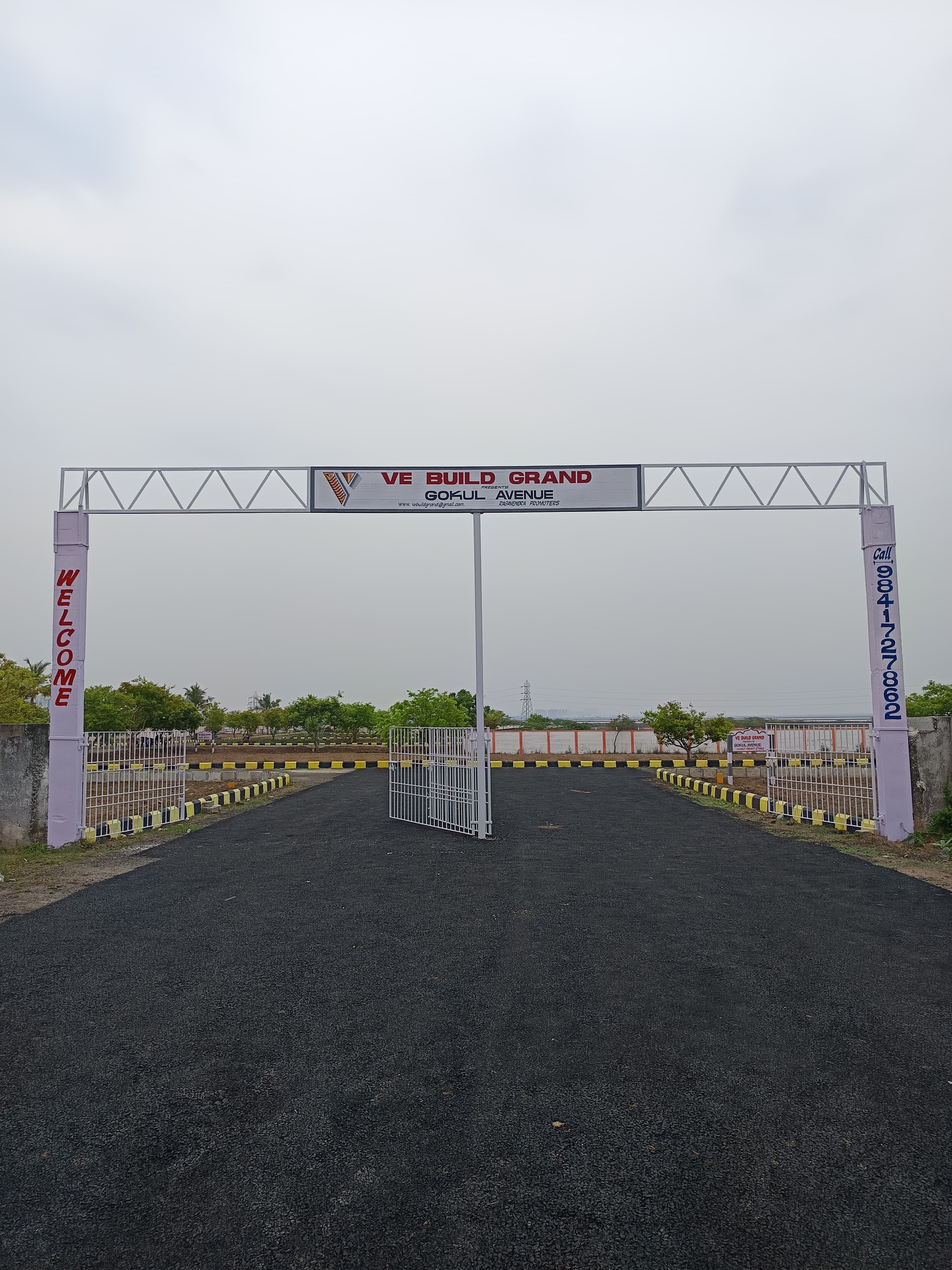 Plot in thiruporur