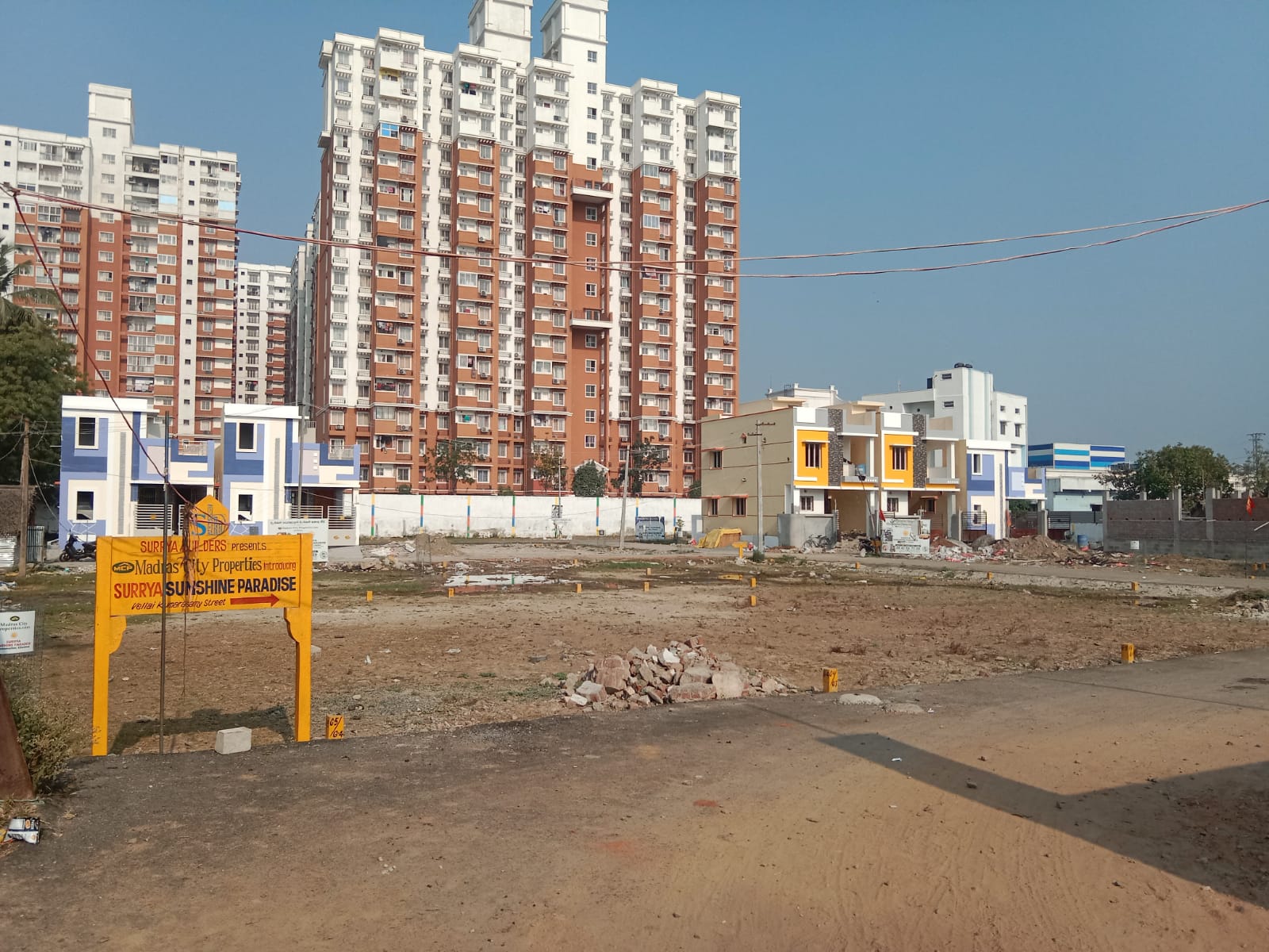 Plot in poonamallee