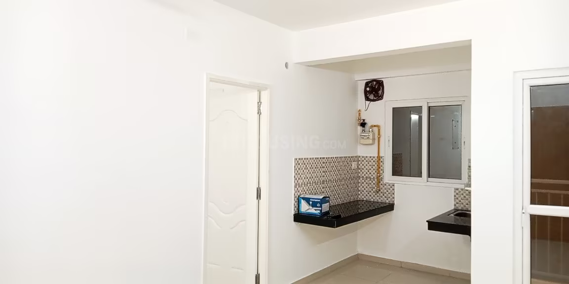 Flat in padur