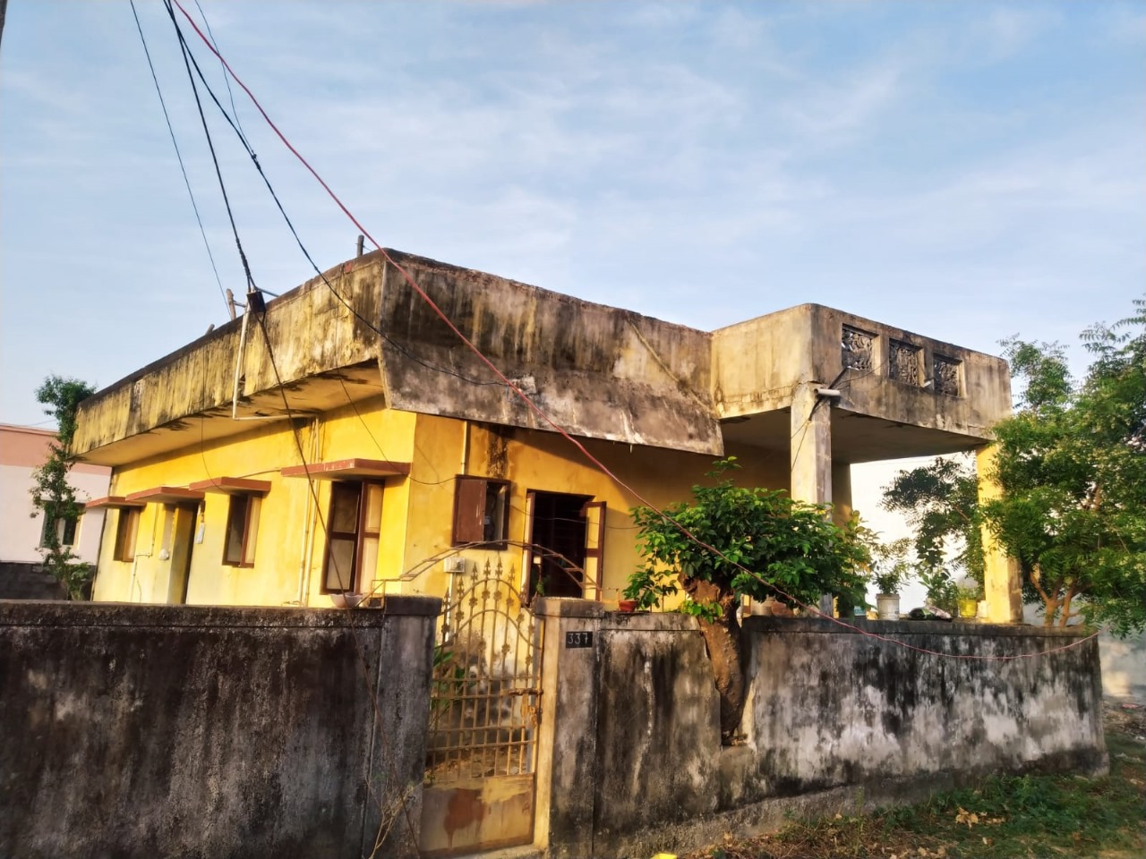Plot in thiruninravur