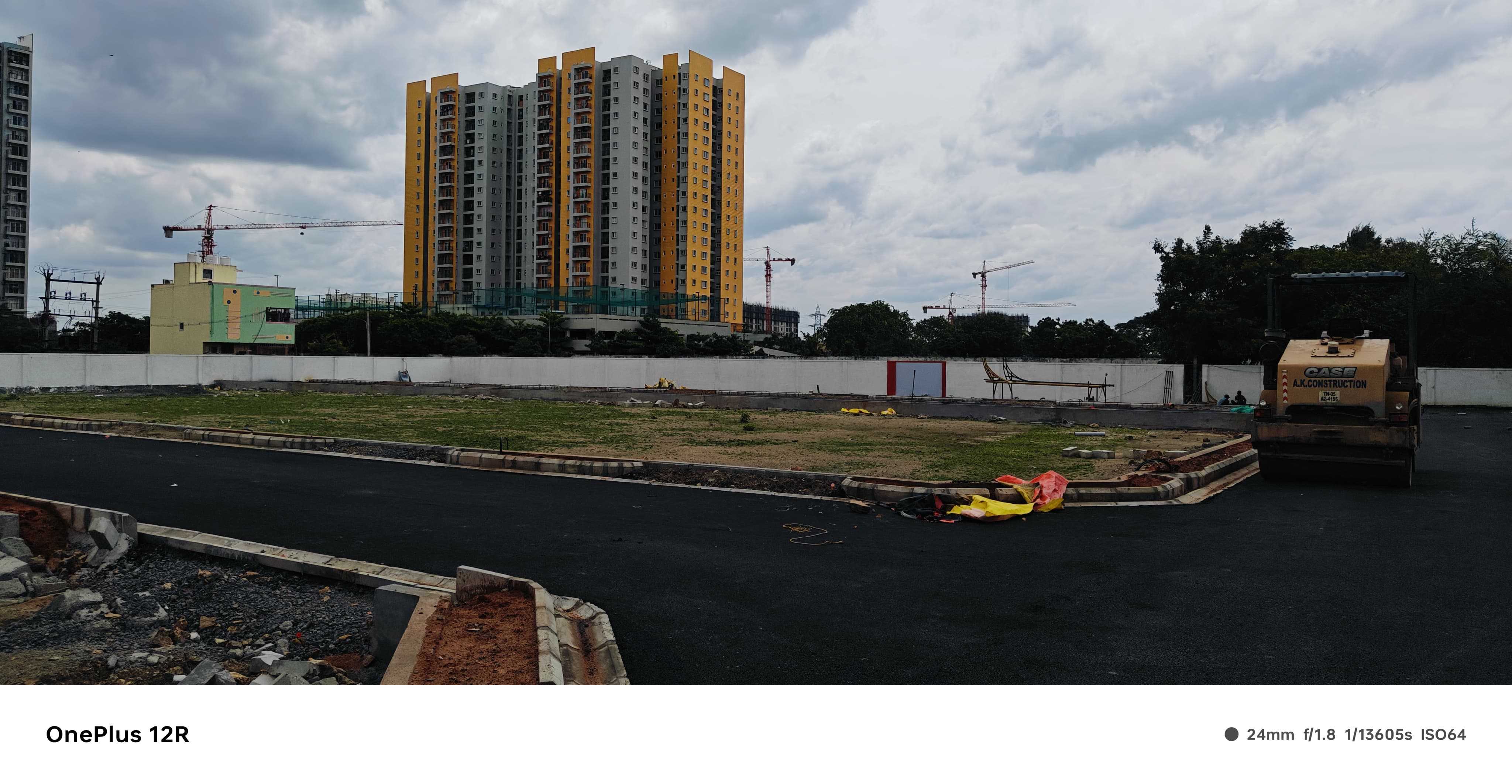 plot-for-sale-in-siruseri