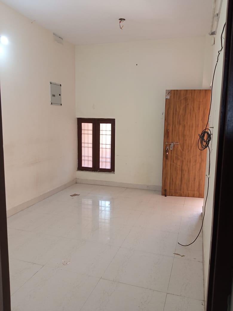 1 BHK Flat in thoraipakkam