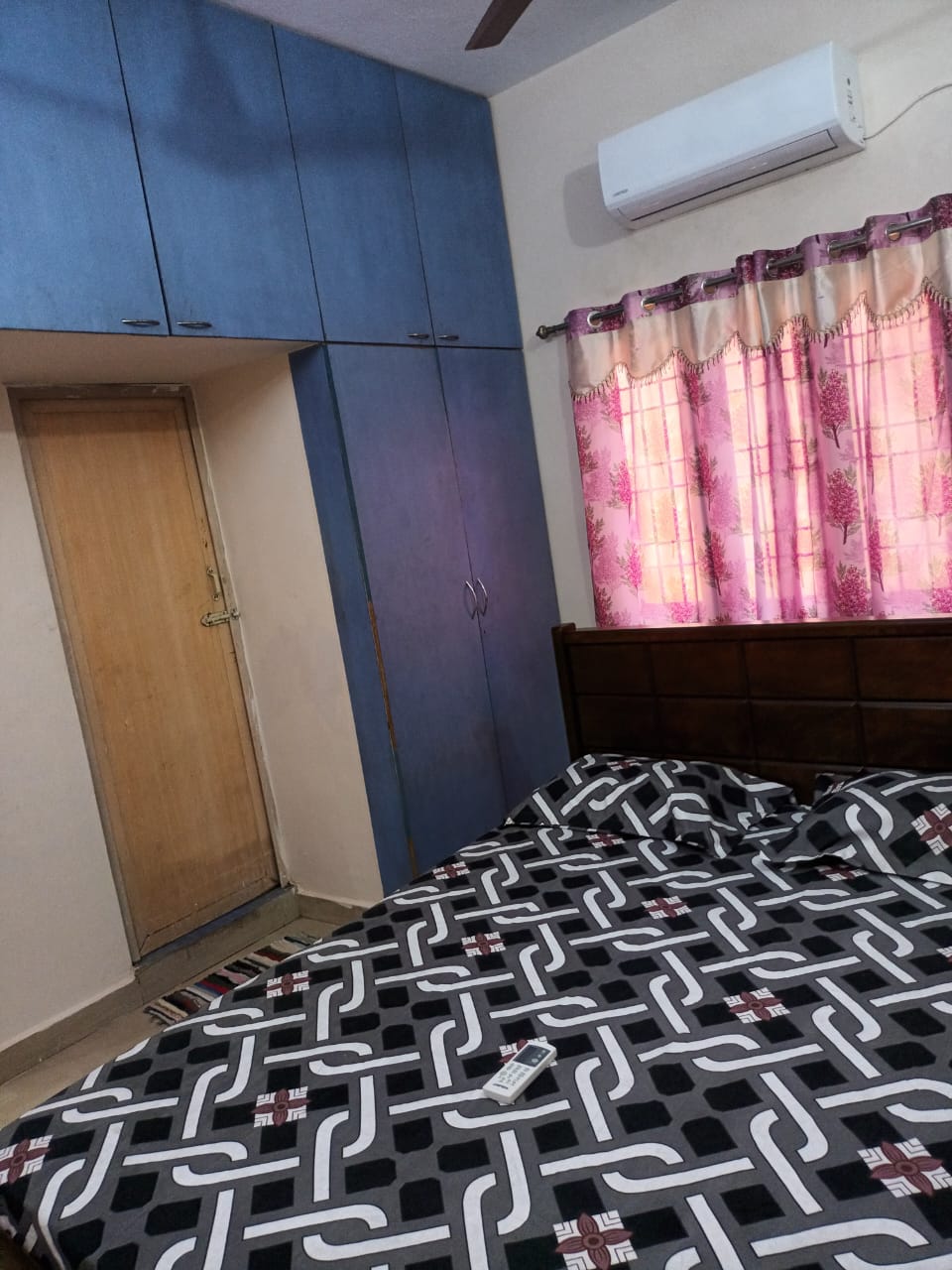 Flat in kodambakkam