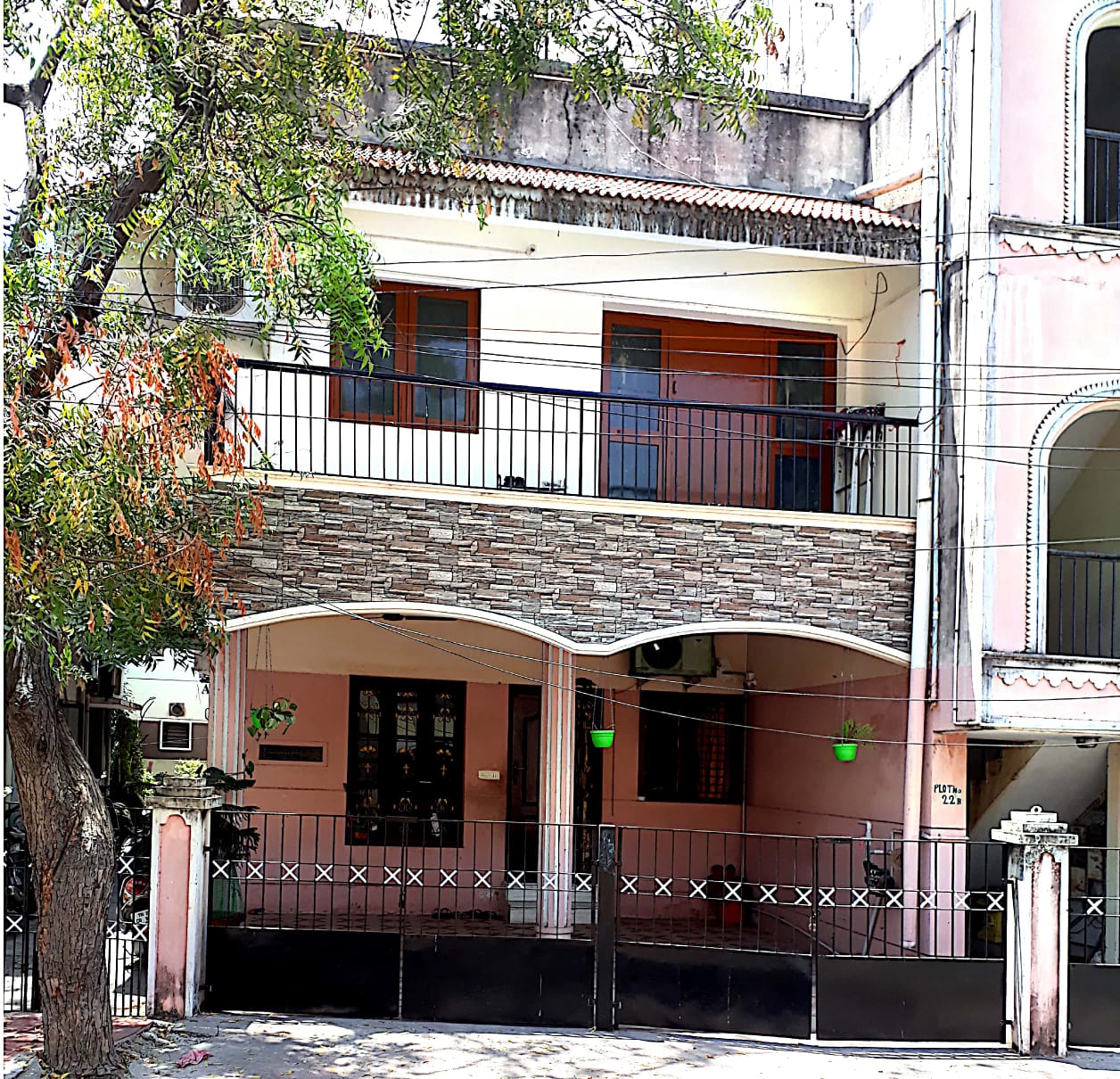 Flats for sale in Adambakkam from direct owner