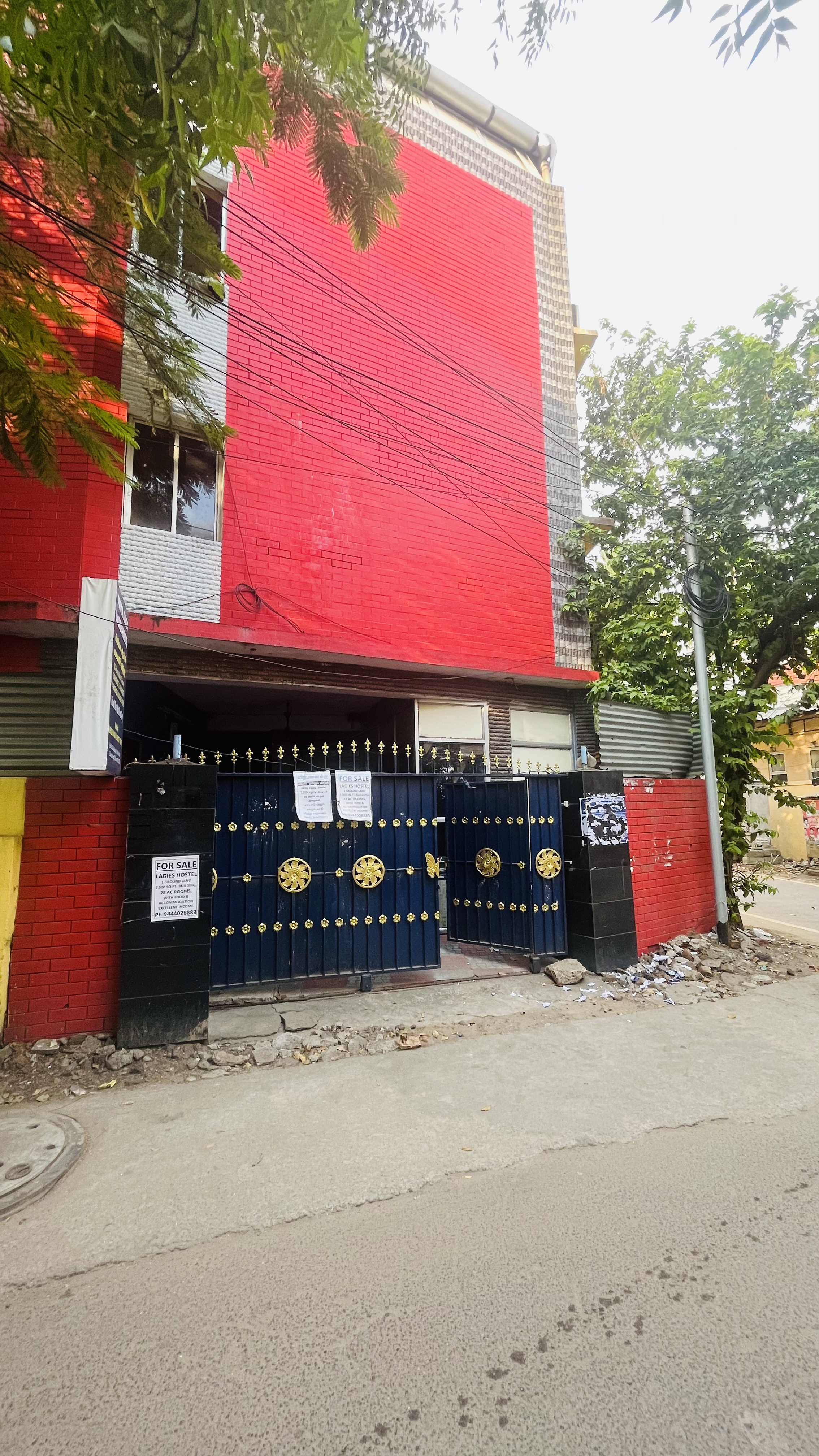 PG for sale in Ekkattuthangal