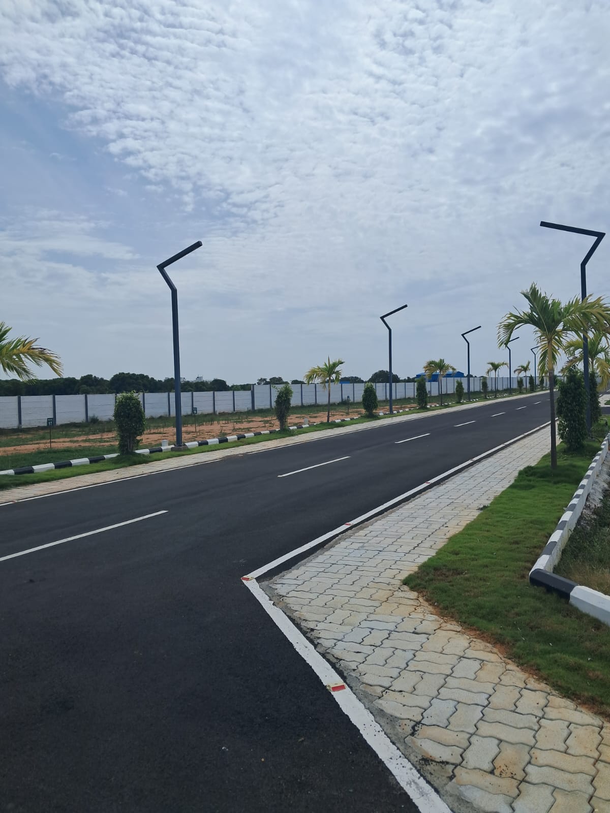 Plot in poonamallee
