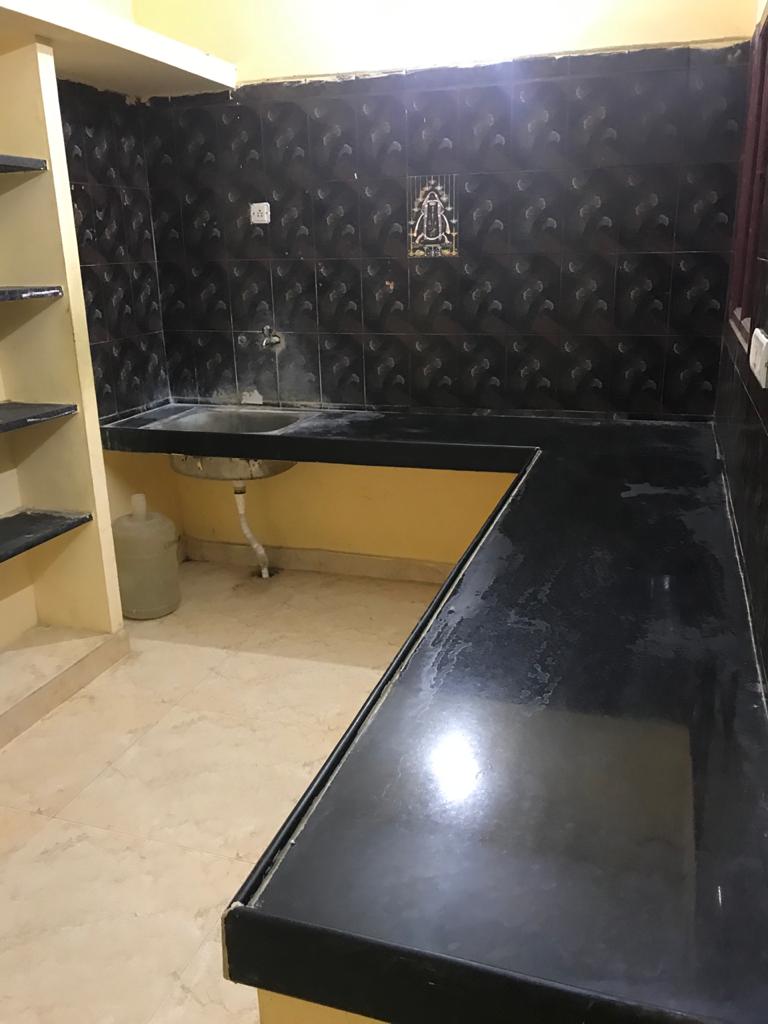 2bhk ground floor house for rent in Pammal
