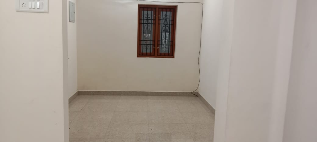 1 BHK Independent House in ambattur