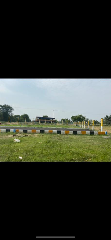 Plot in thiruninravur