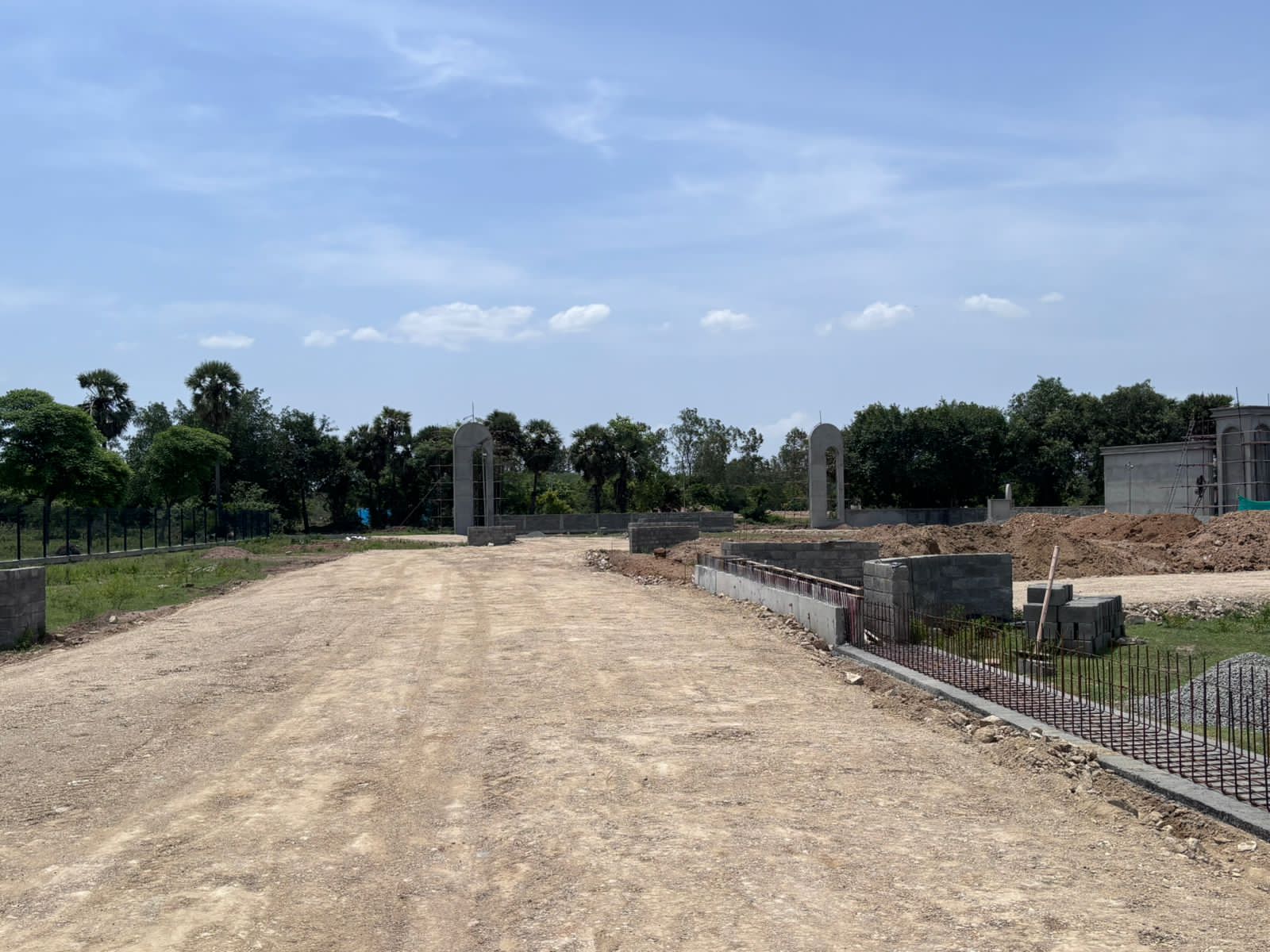 plot-for-sale-in-mambakkam