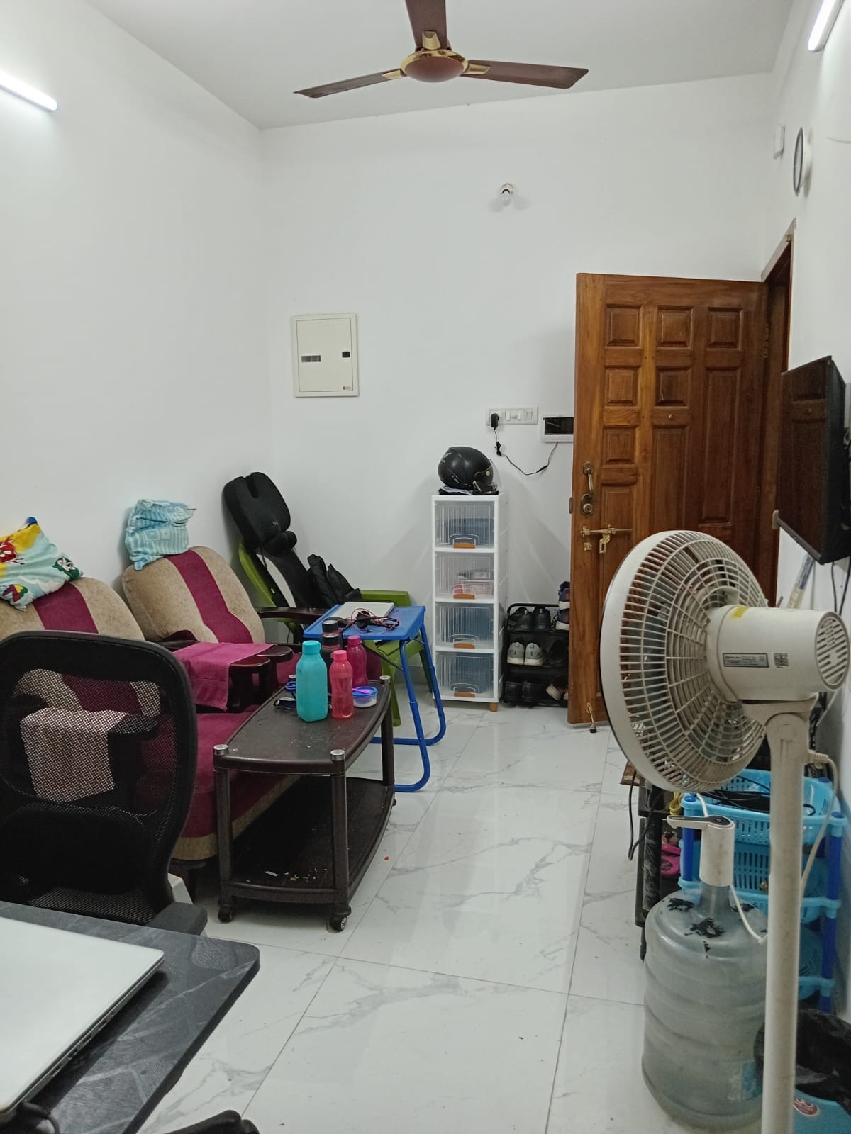3 years old resale flat in Pammal