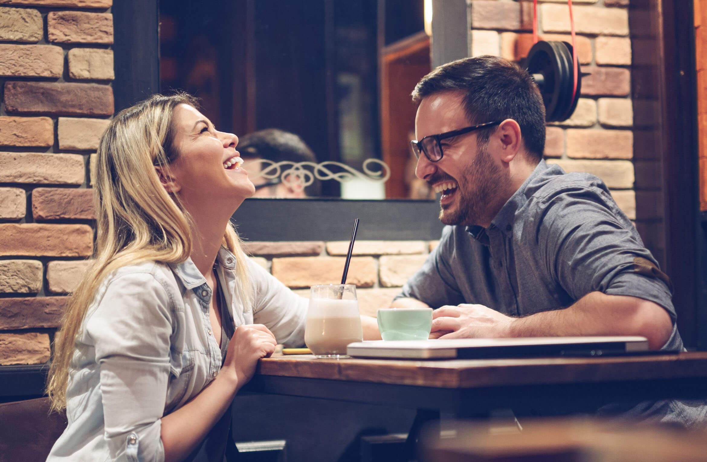 Cover image for Dating with Confidence: Boosting Self-Esteem and Self-Worth