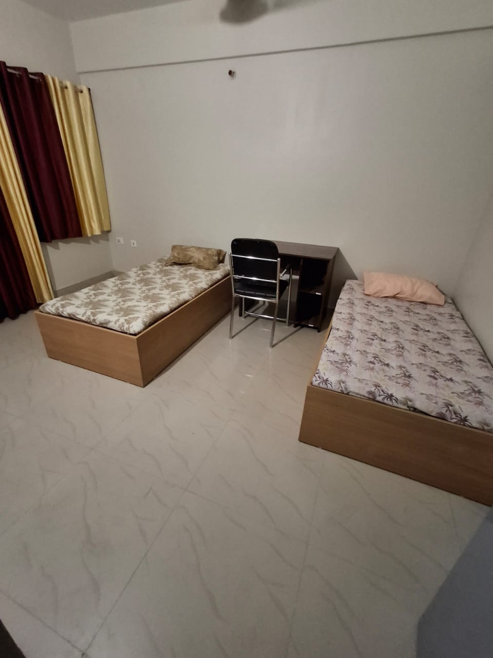Saheb Shree Hostel & PG  Room Image 3