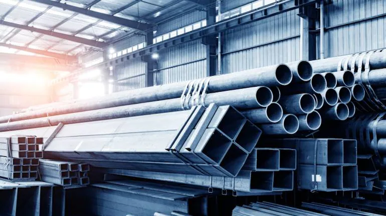 THE GREAT COMEBACK OF THE STEEL INDUSTRY