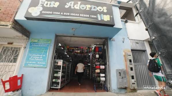 Fusa Adornos