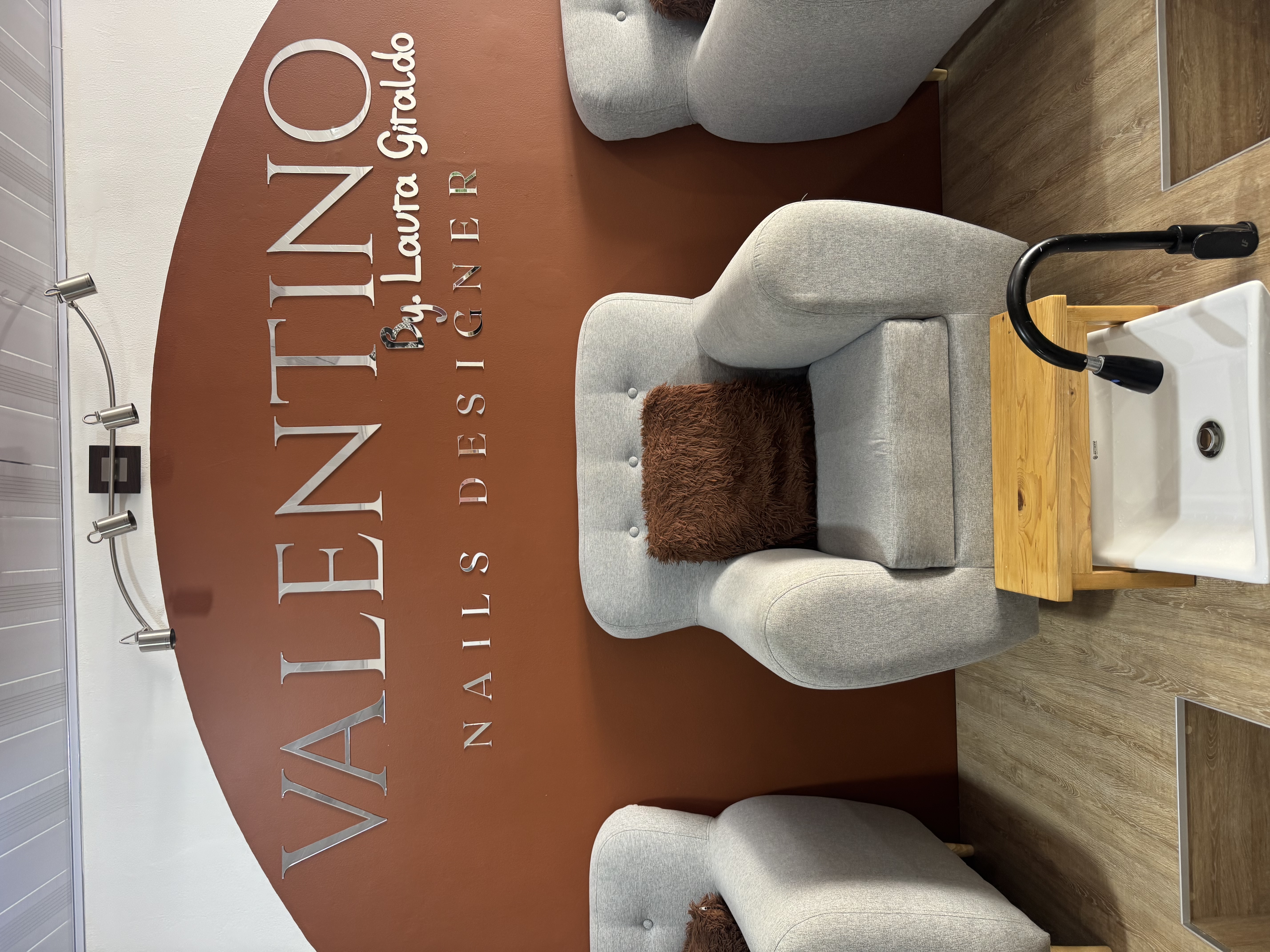 Valentino by laura Giraldo – Belleza en Fusagasugá
