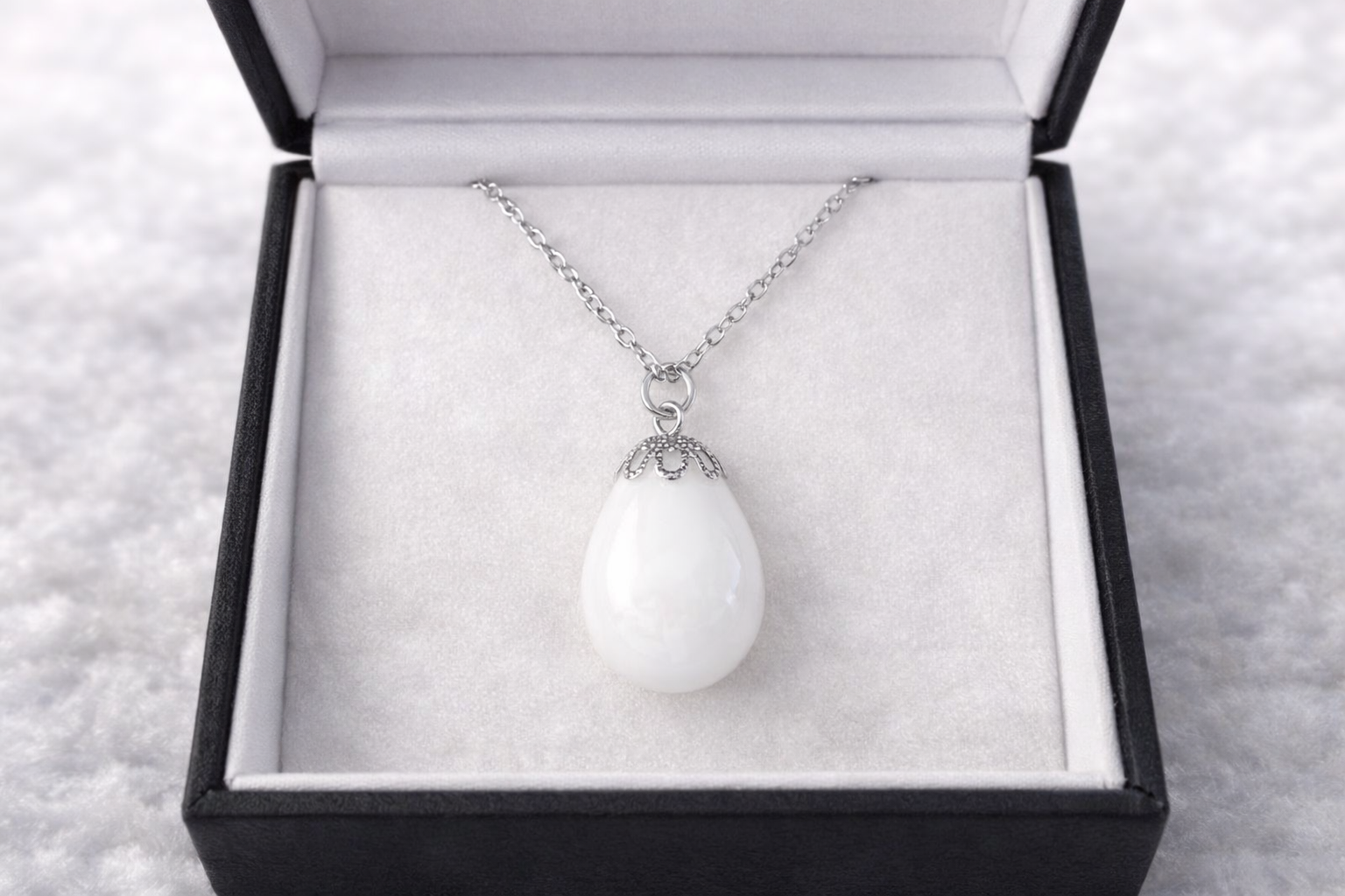 Pendentif Goutte de Lait