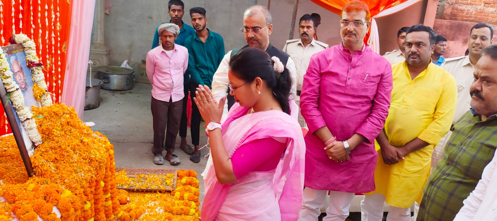 पूर्व विधायक को दी गयी श्रद्धांजलि।