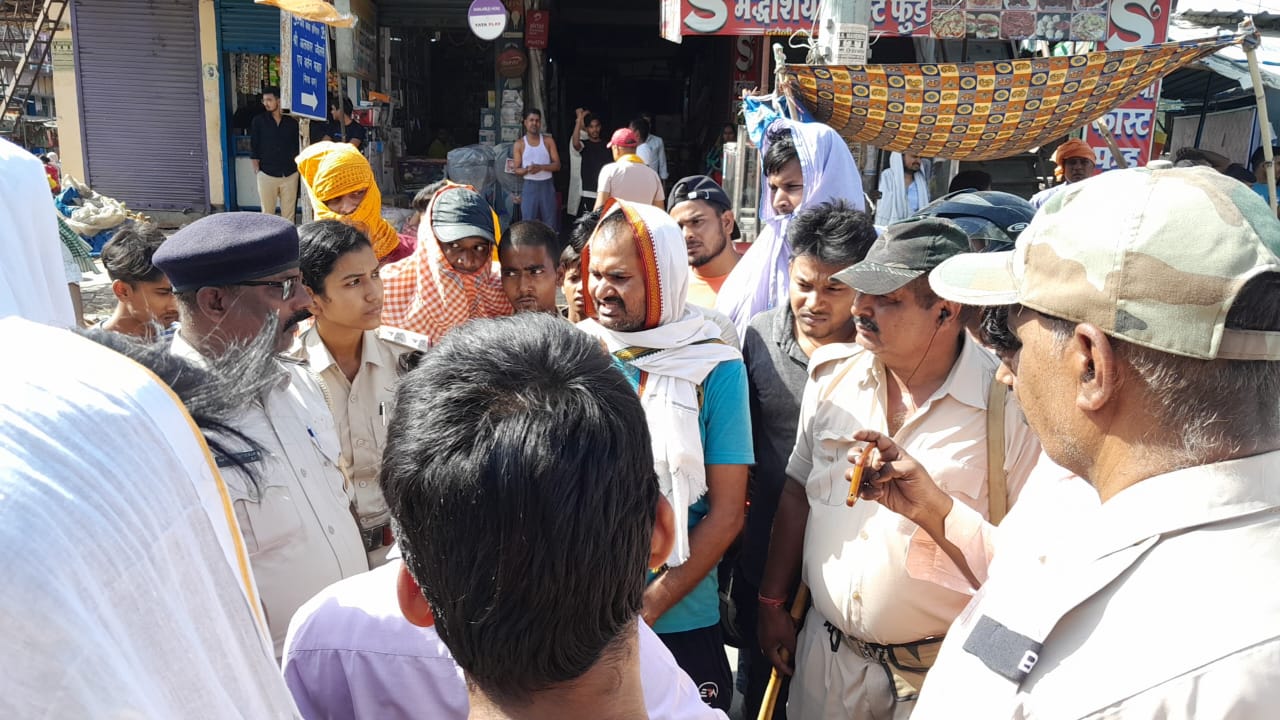 नशे में धुत एक युवक ने रॉड से मारकर डिलेवरी व्वाय की कर दी हत्या।