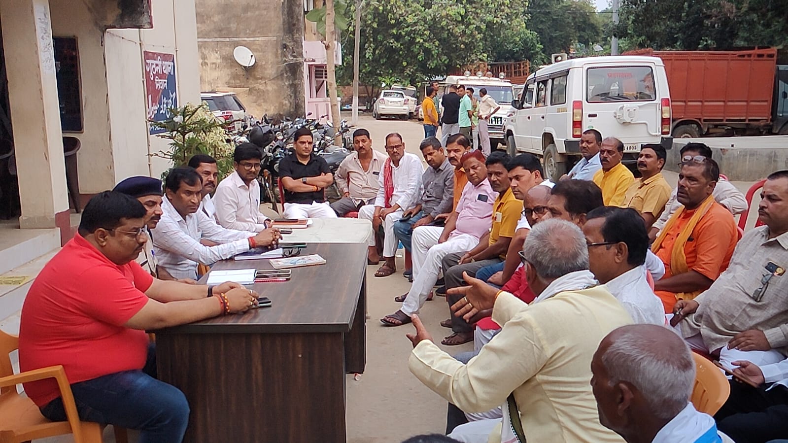 शांति समिति बैठक आयोजित।