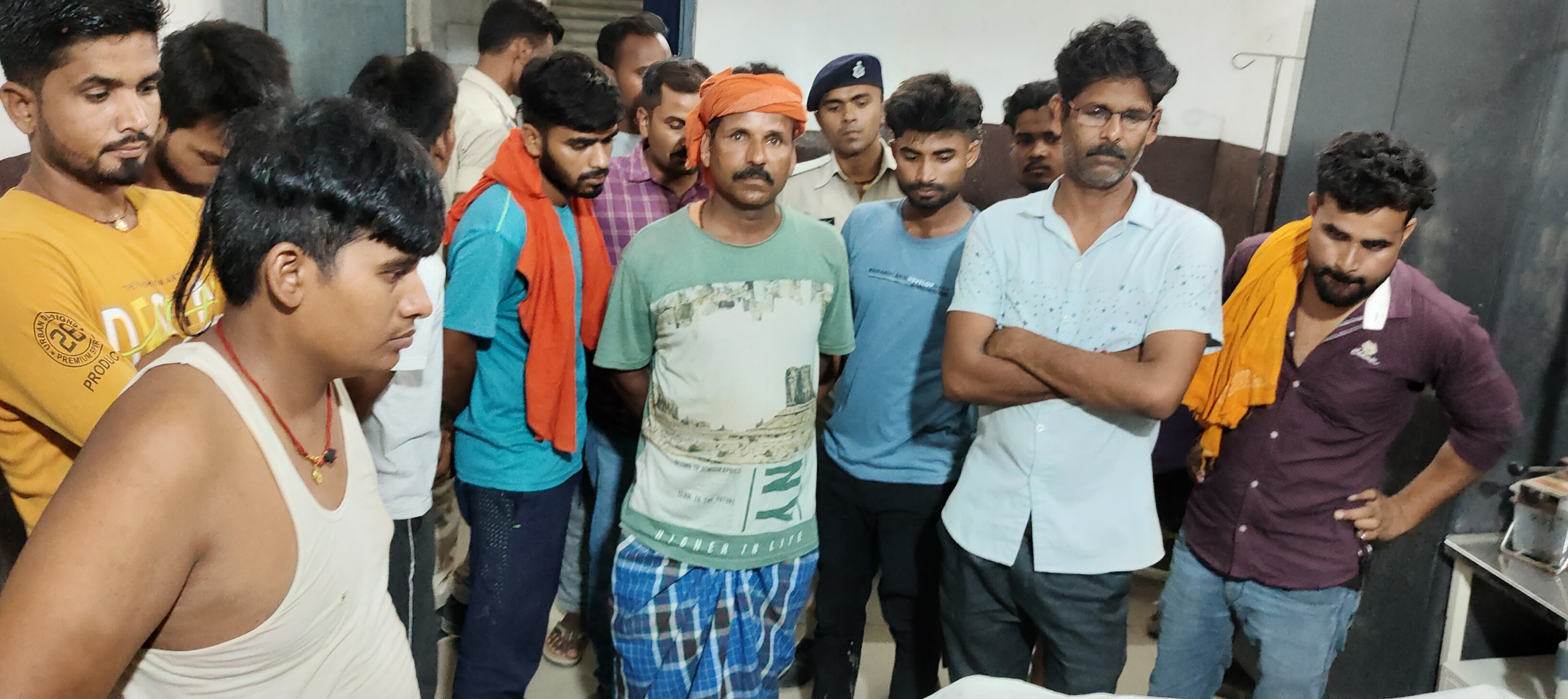 सड़क दुर्घटना में युवक की मौत,मार्च में हुई थी शादी।