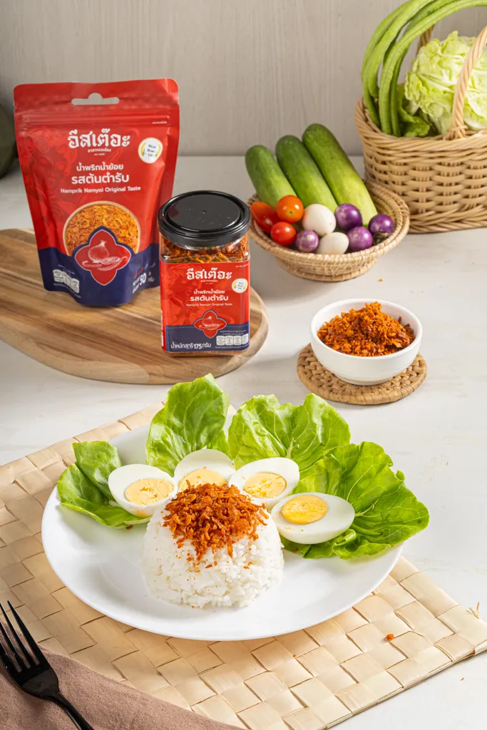 น้ำพริกน้ำย้อยอีสเต๊อะ รสต้นตำรับแบบกระปุก ขนาด 175 กรัม สูตรลับคนเมืองแพร่ 4