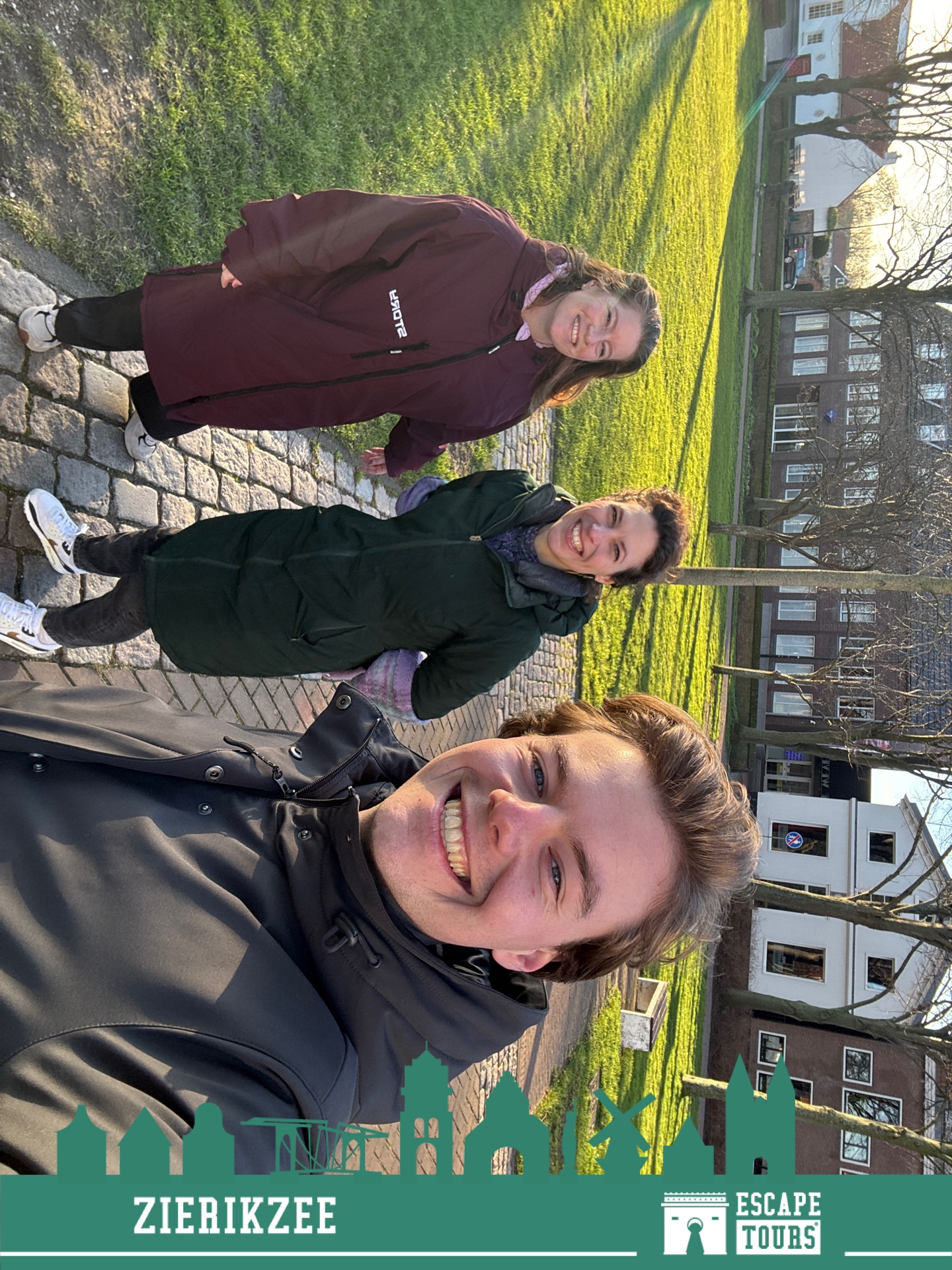 Teamfoto van Zonaanbidders