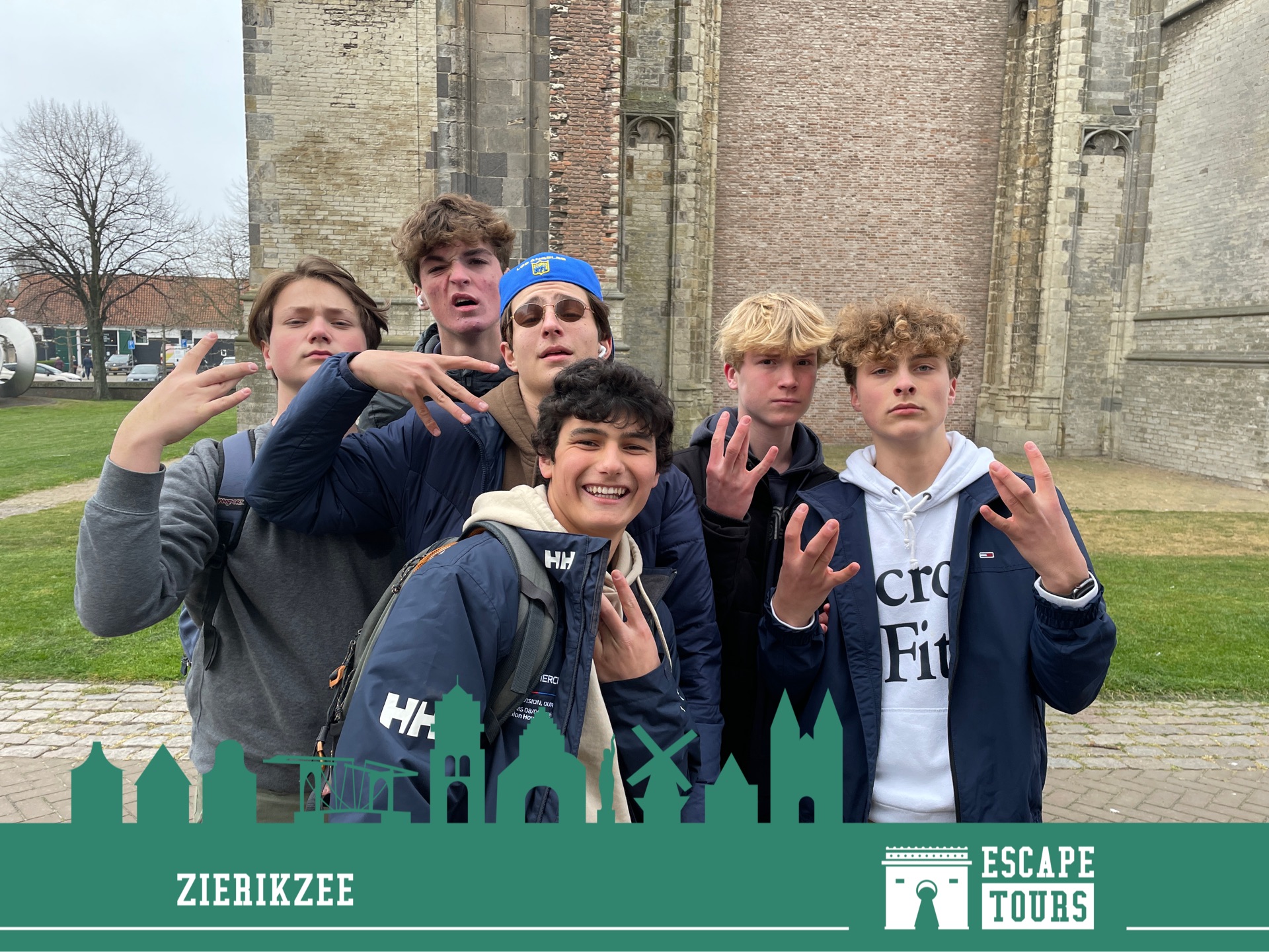 Teamfoto van SmellDeezNutZ