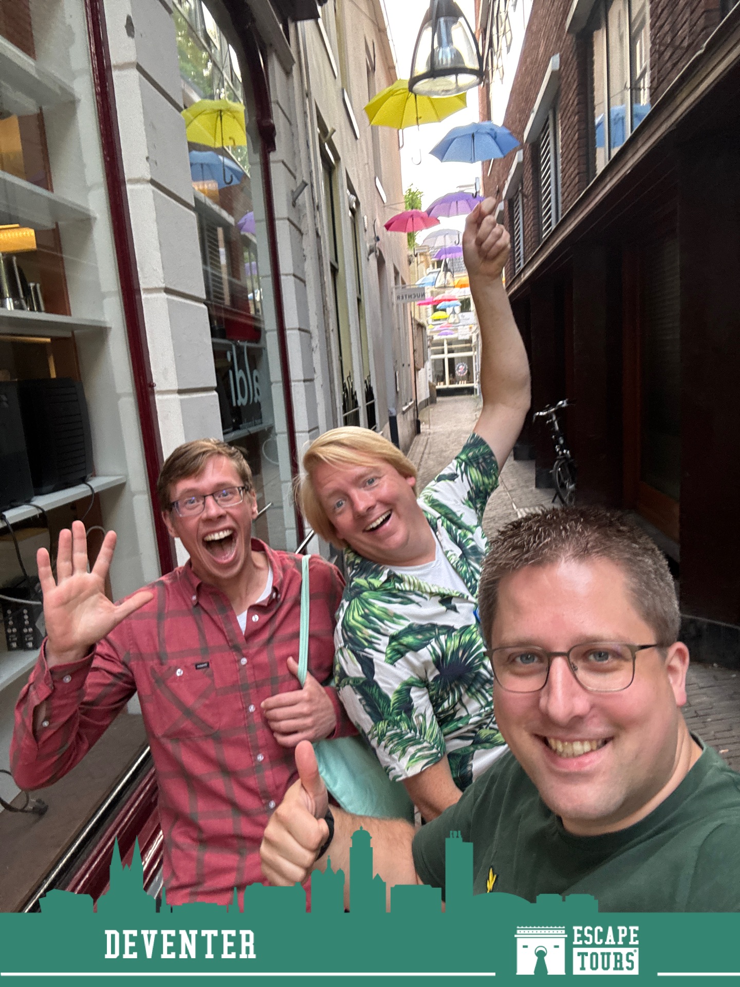 Team photo of Team 2, the Jantjes, with Luke