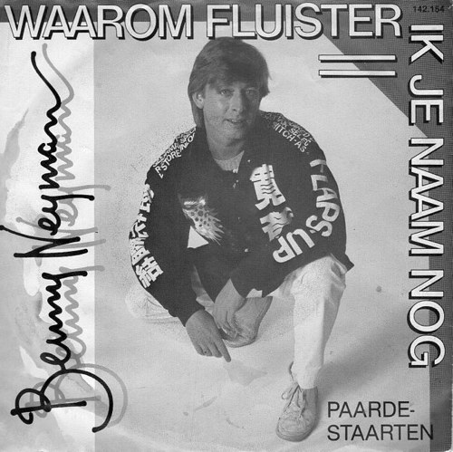 Cover Waarom fluister ik je naam nog