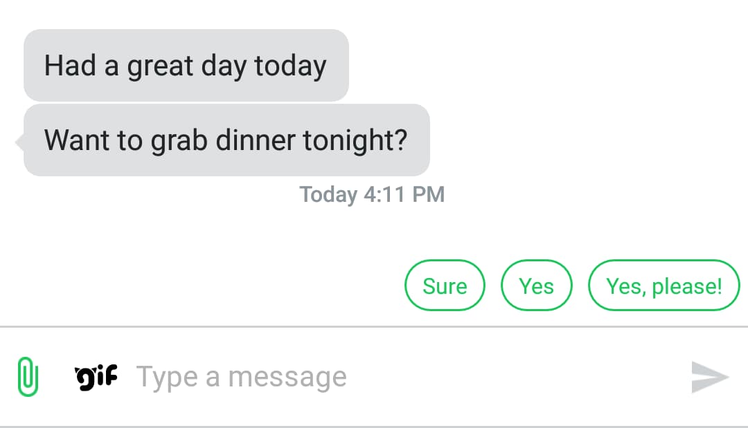 textPlus app providing response suggestions using Smart Reply