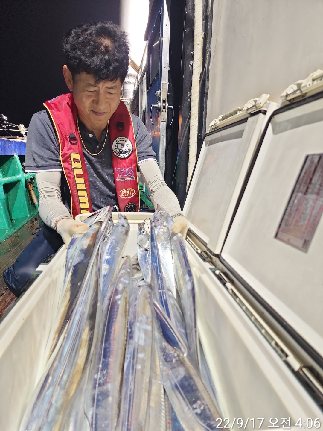 media&amp;token=fed74122-f738-4c1d-8699-0a0394f2a562