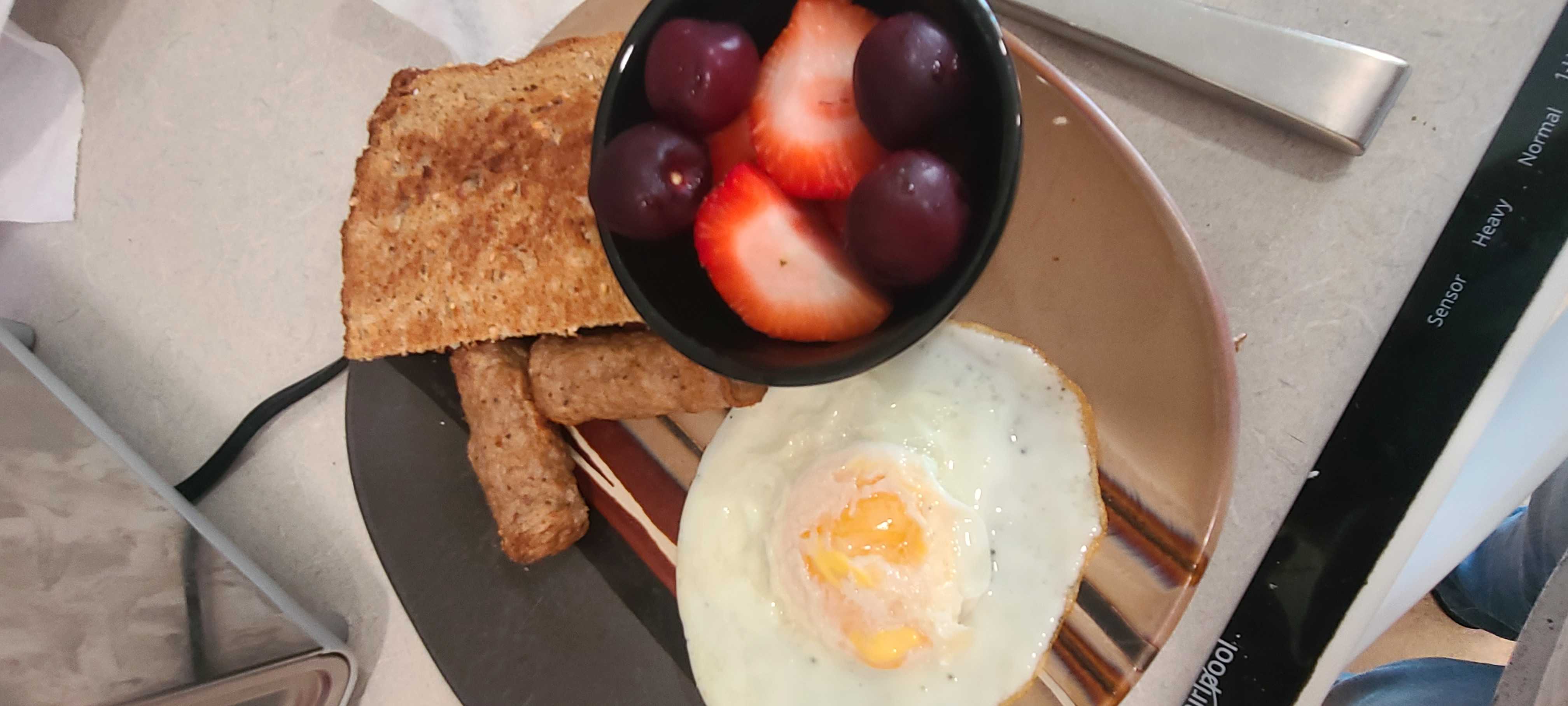 Healthy Avocado Egg Toast Recipe